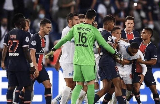 前巴黎圣日耳曼球员 前巴黎圣日耳曼球员